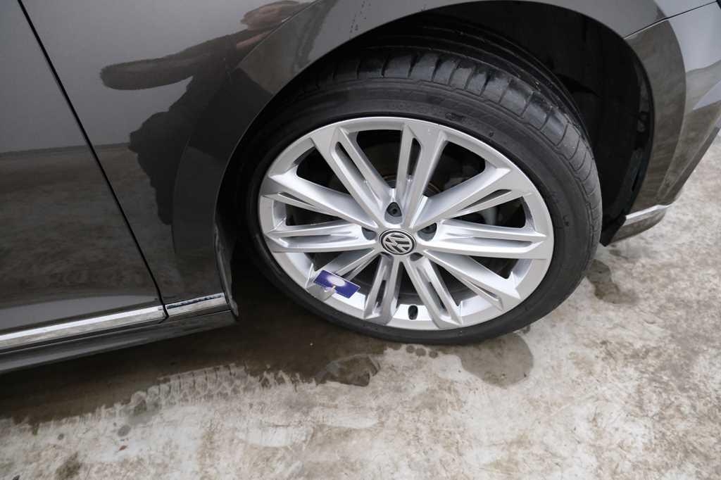 Volkswagen Passat Variant 2016 photo 14