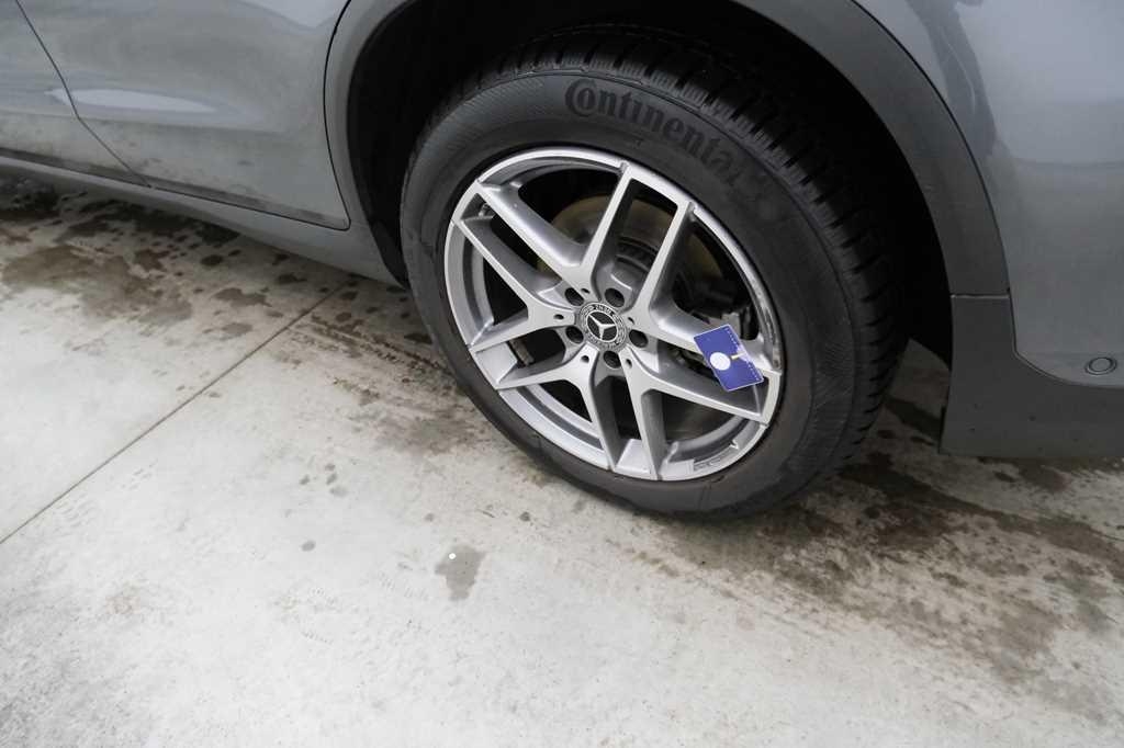 Mercedes-AMG GLC 2017 фото 33