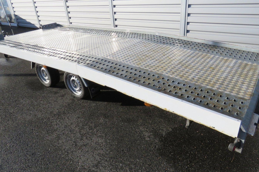 Blyss Anhänger Jupiter 2017 photo 1