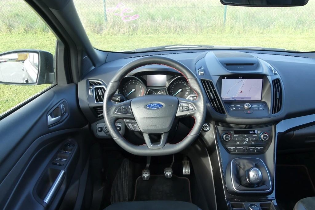 Ford Kuga 2019 фото 4