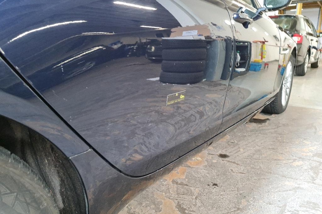 Jaguar XF Sportbrake 2018 фото 19