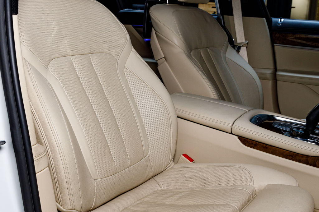 BMW 740 2016 фото 56