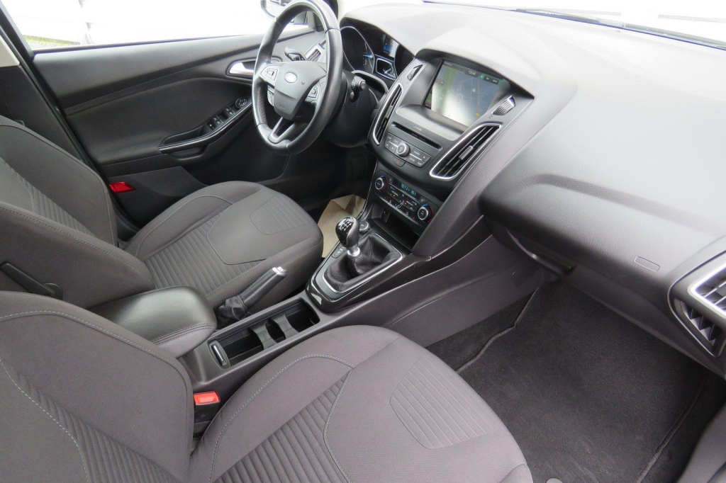 Ford Focus Turnier 2016 фото 7