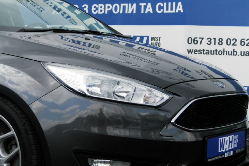 Ford Focus SE 2015 photo 3