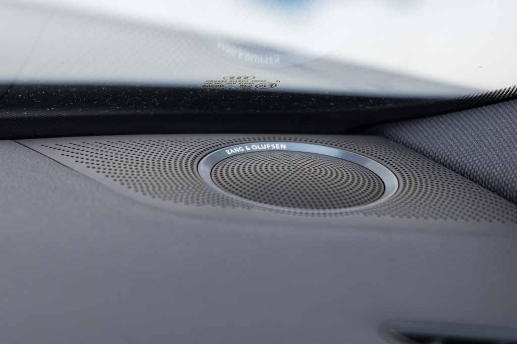 Audi A4 S line 2014 photo 31