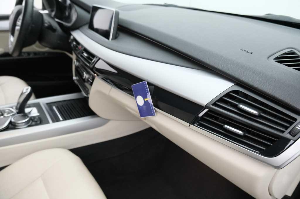 BMW X5 2016 фото 39