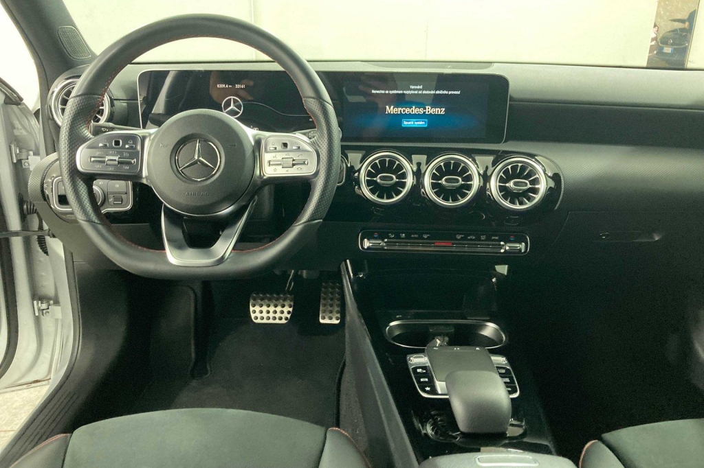 Mercedes-AMG A-Klasse 2018 фото 6