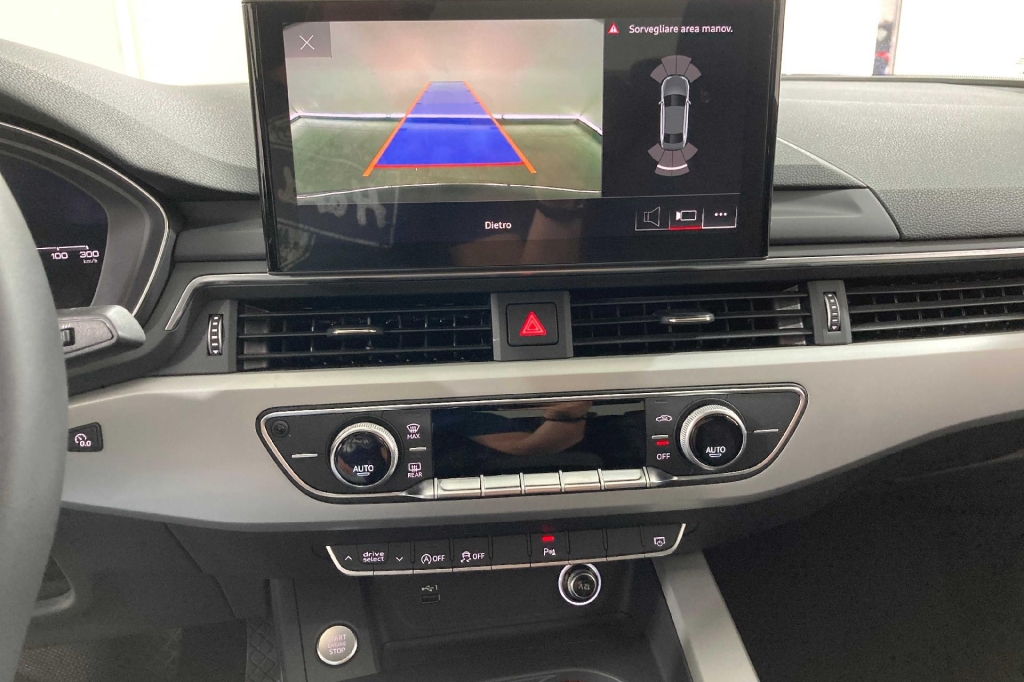 Audi A4 2020 фото 4