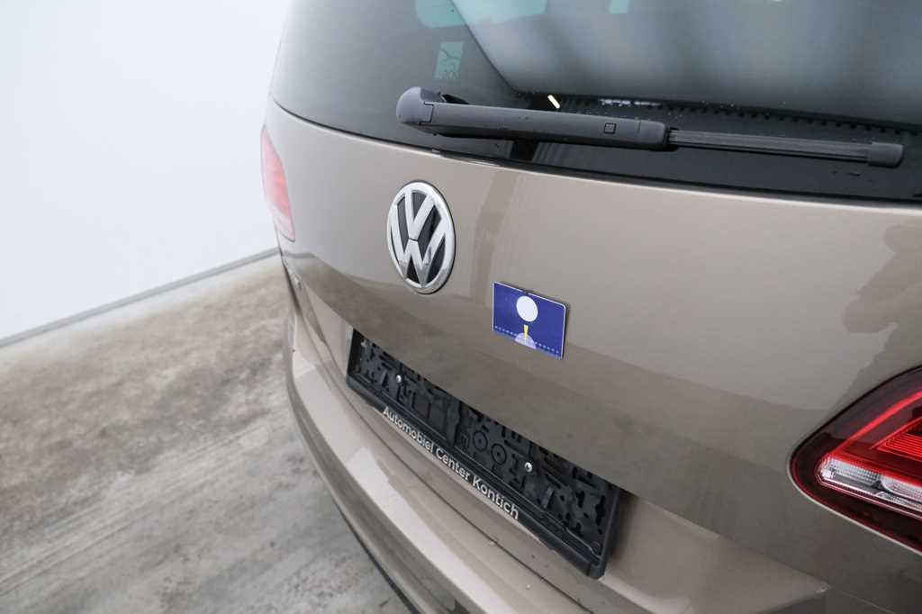 Volkswagen Sharan 2016 photo 18