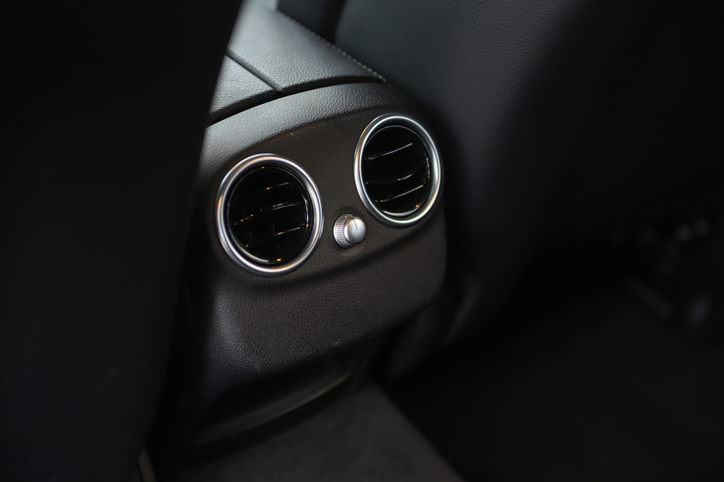 Mercedes-Benz C 200 Avantgarde 2016 фото 40