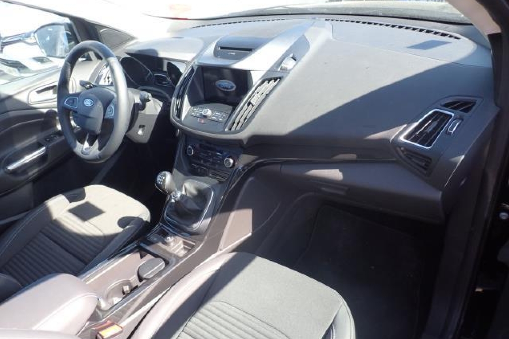 Ford Kuga 2019 фото 4