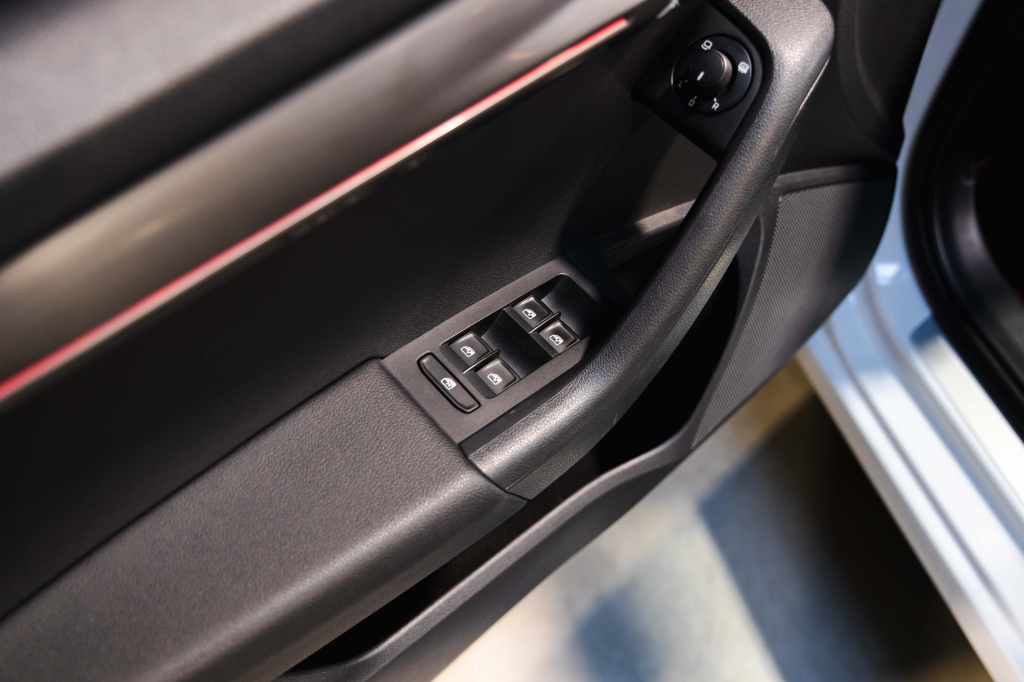 Skoda Octavia 2018 photo 15