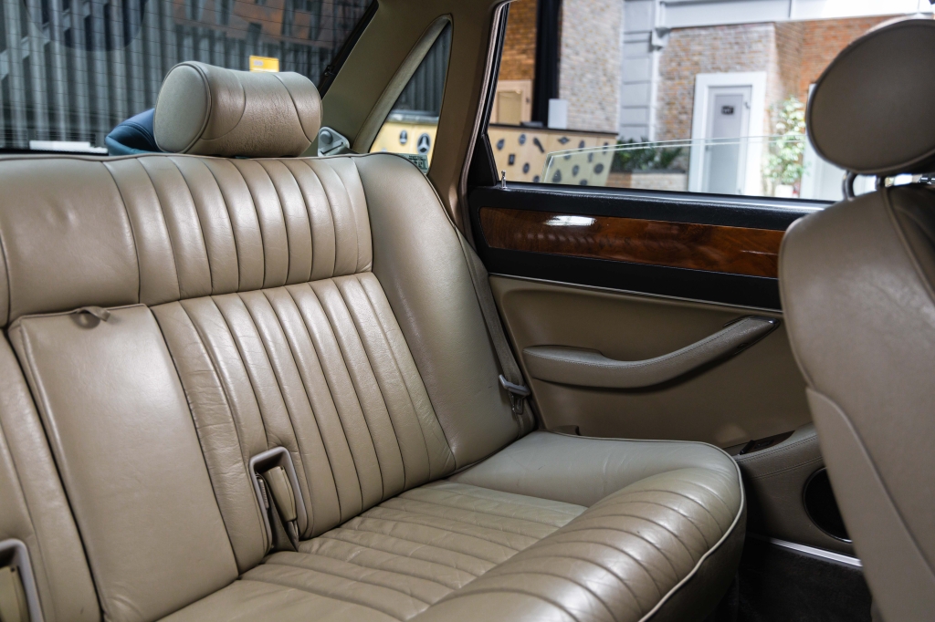 Jaguar XJ 1993 фото 35