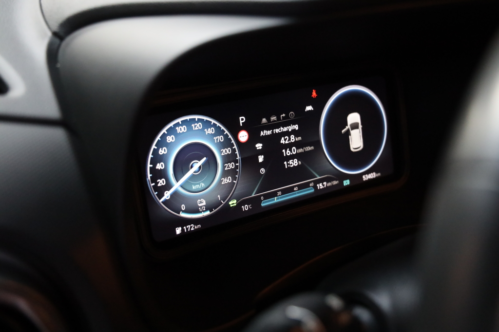 Hyundai Kona Electric 2021 фото 16