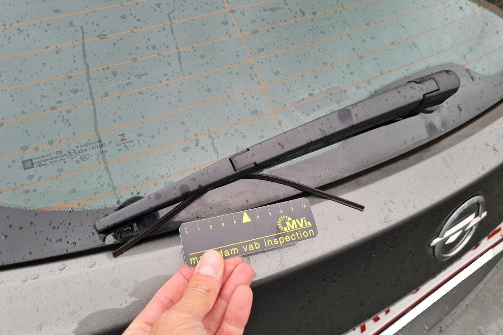 Opel Astra Sports Tourer 2017 фото 30