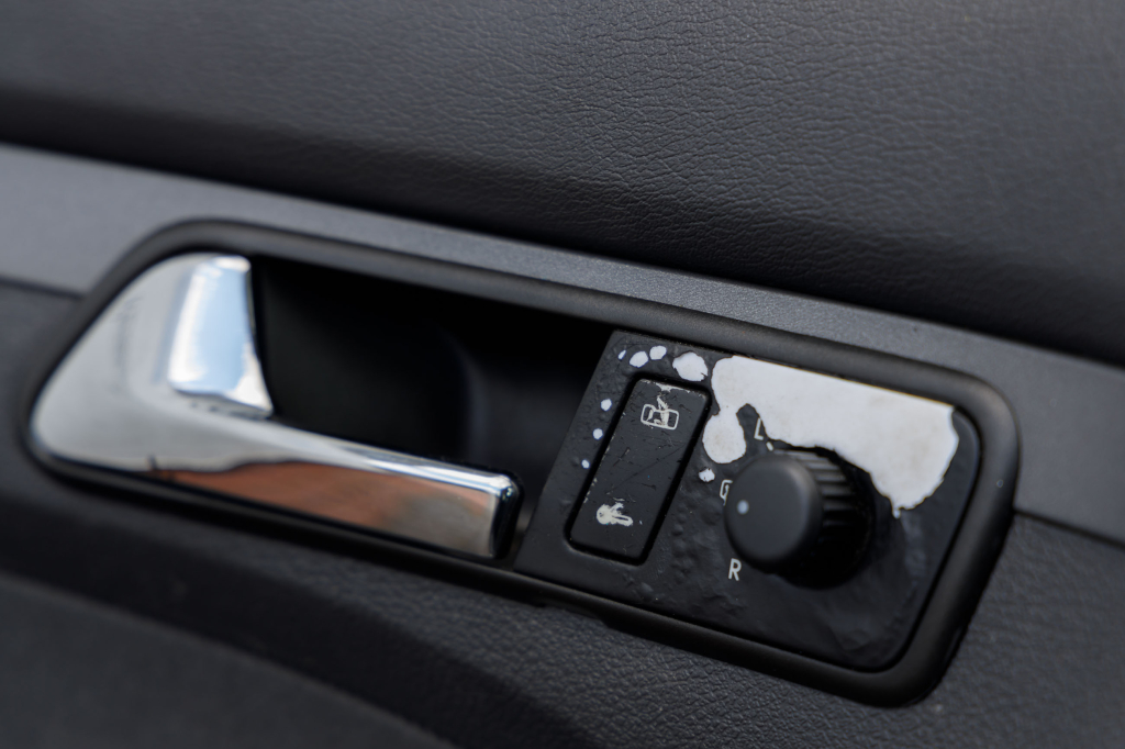 Volkswagen Touran MPI 2003 photo 8