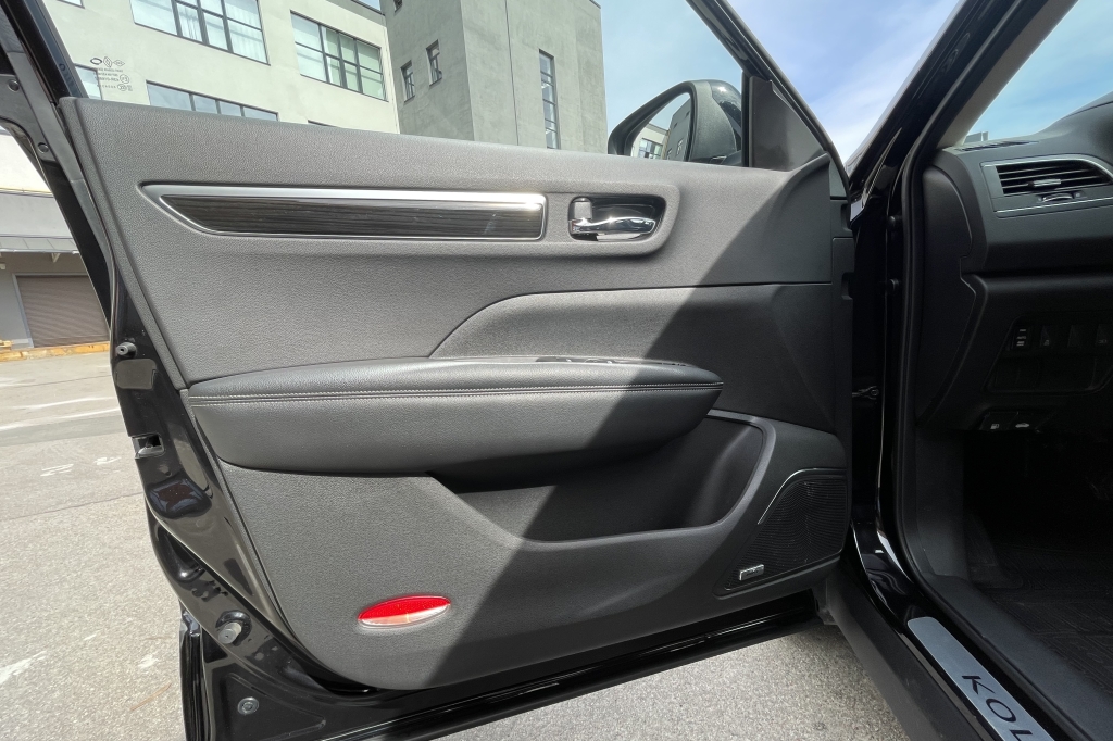 Renault Koleos INTENSE 4WD 2018 фото 10