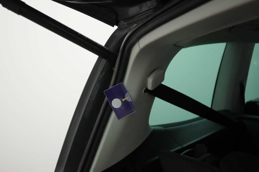 Volkswagen Sharan 2017 фото 46