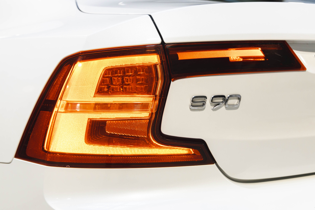 Volvo S90 2018 фото 14