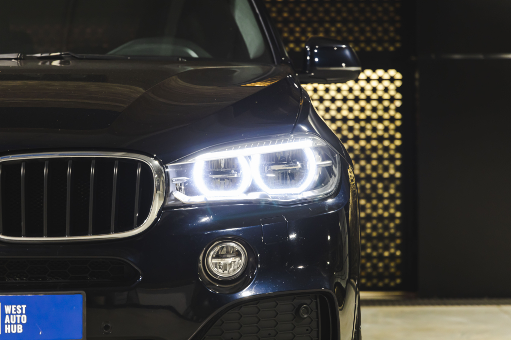 BMW X5 2015 photo 2