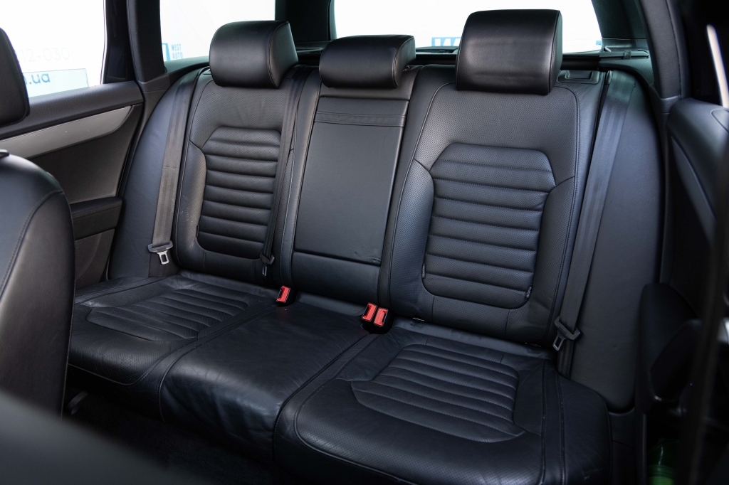 Volkswagen Passat Alltrack 2013 photo 34