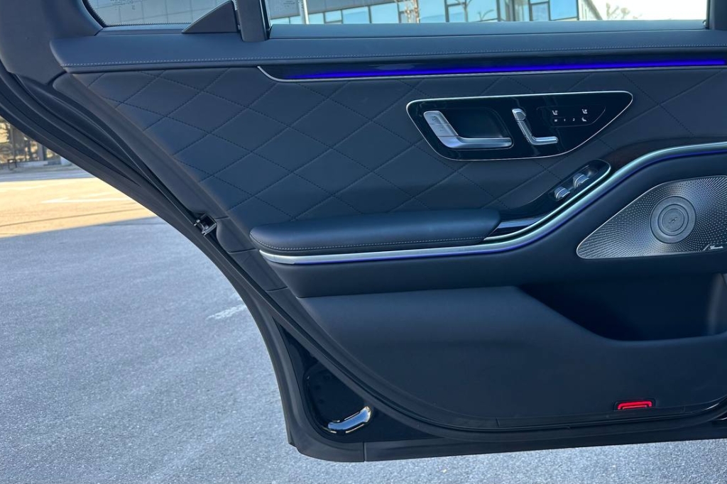 Mercedes-Benz S-Class 2024 фото 14