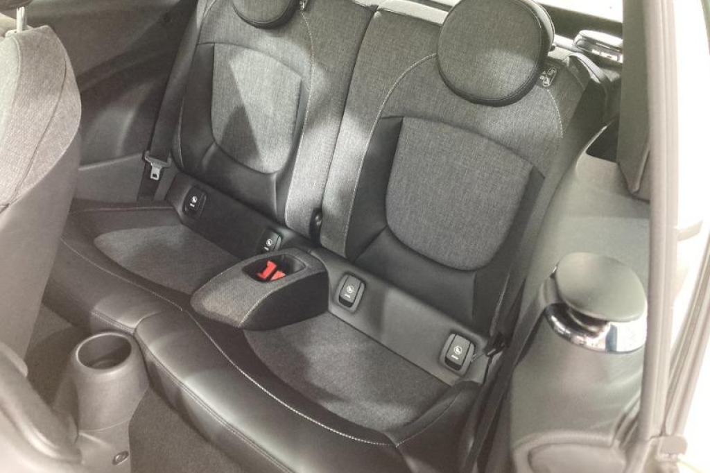 MINI Cooper Cabrio 2020 photo 10