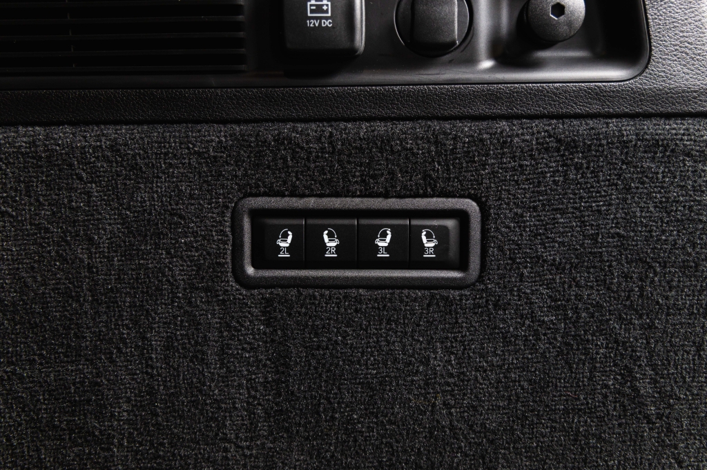 Jeep Grand Wagoneer 2022 фото 49