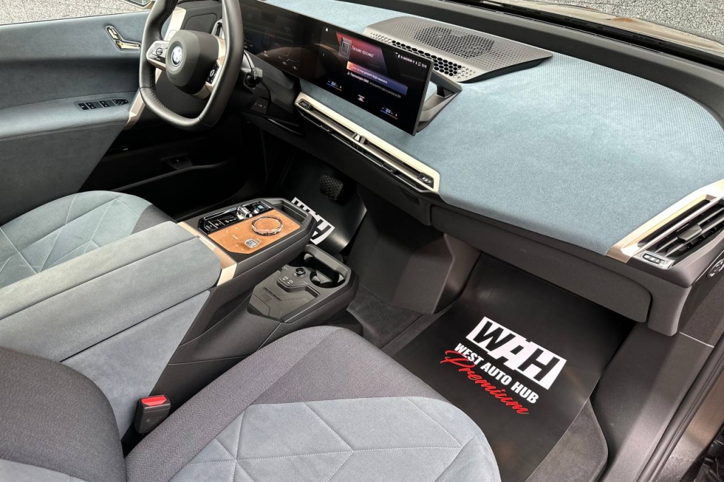 BMW iX 2021 photo 15