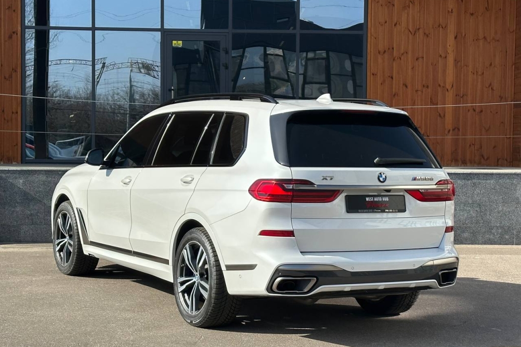 BMW X7 M50d 2020 фото 4