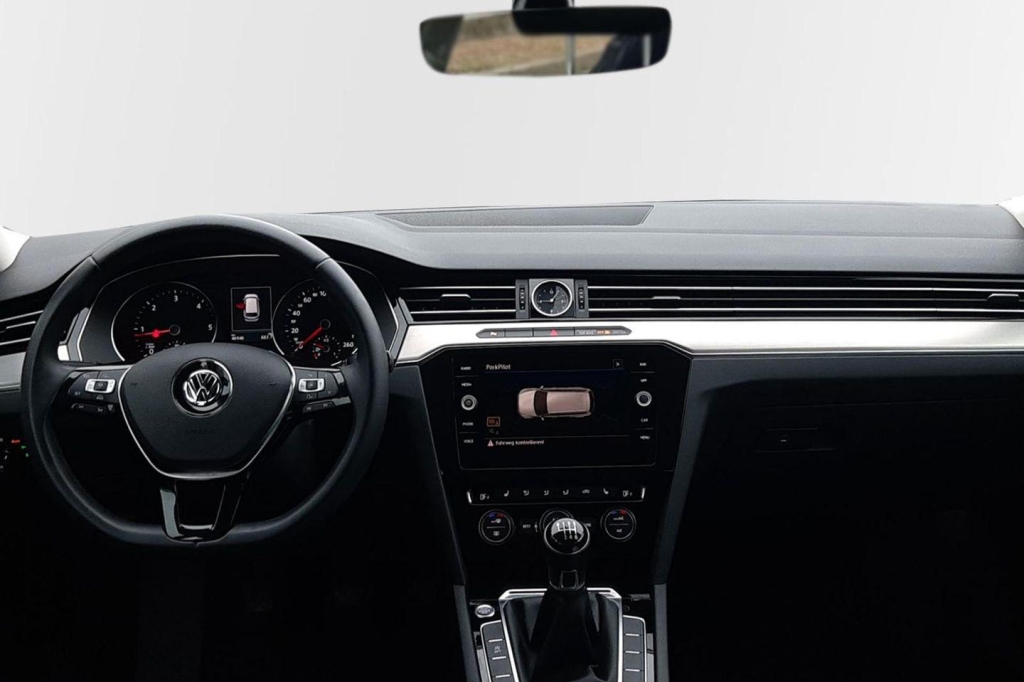 Volkswagen Passat Variant 2017 фото 6