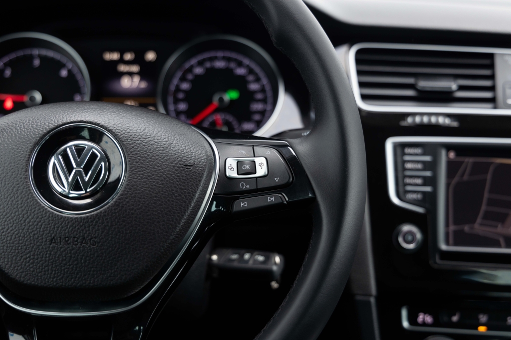 Volkswagen Golf Allstar 2016 фото 20