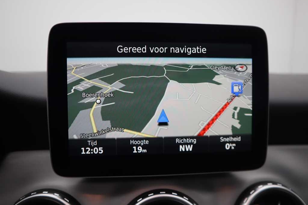 Mercedes-Benz GLA 2017 фото 2