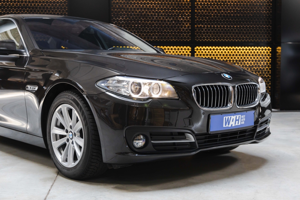 BMW 5 Series 2015 photo 4