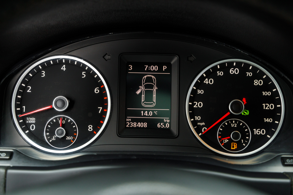 Volkswagen Tiguan S 2012 фото 23