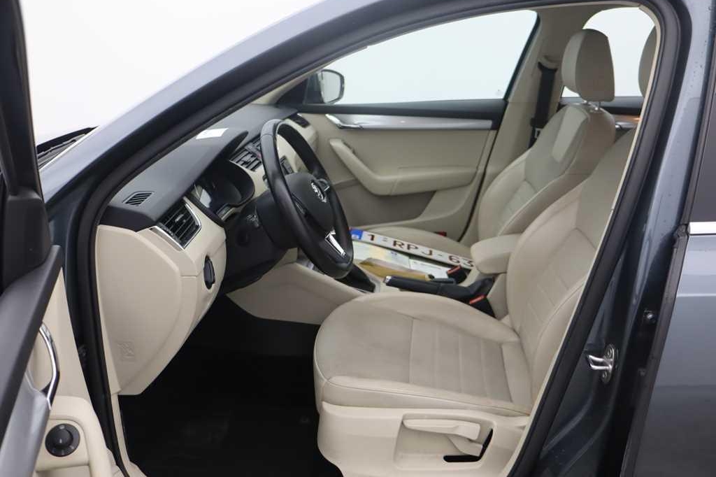 Skoda Octavia Combi 2017 photo 3