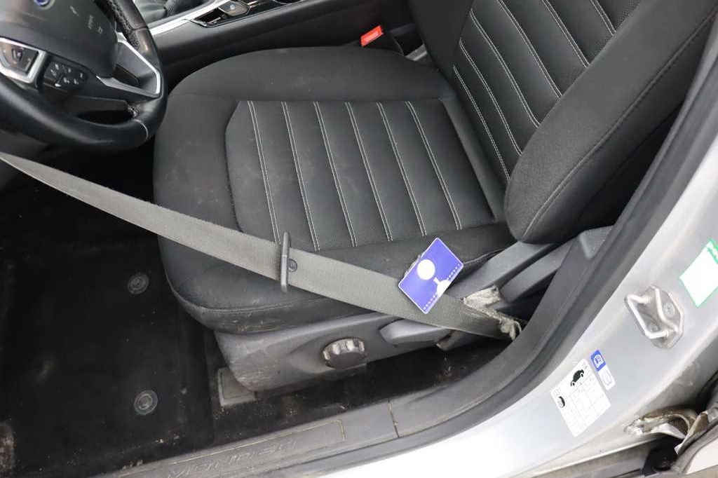 Ford Mondeo Tunier 2016 photo 49