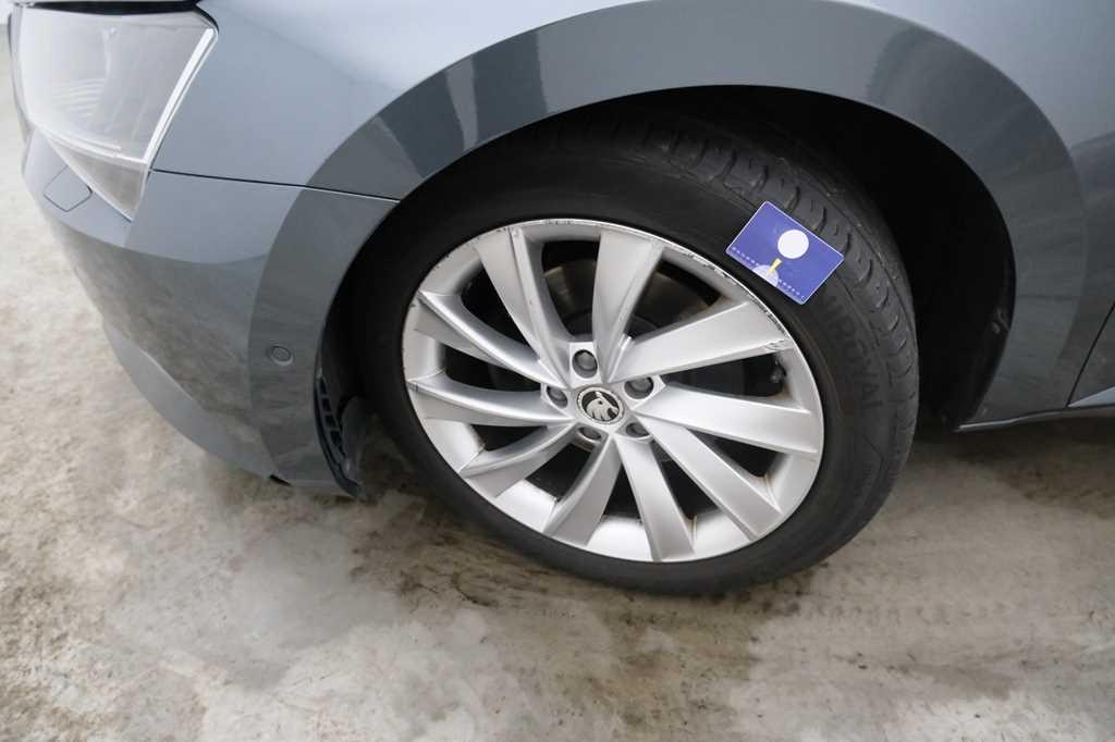 Skoda Superb Combi 2016 фото 70