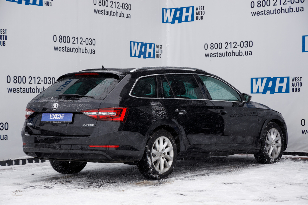 Skoda Superb photo 3