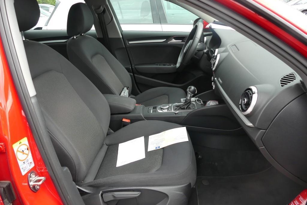 Audi A3 Sportback 2018 photo 3