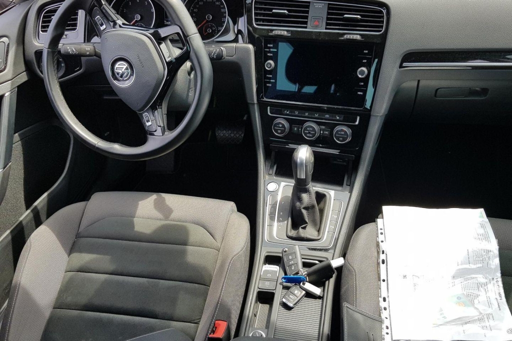 Volkswagen Golf Variant 2020 фото 1