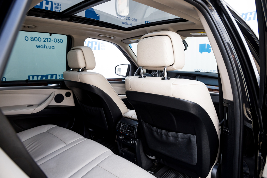 BMW X5 2012 photo 31