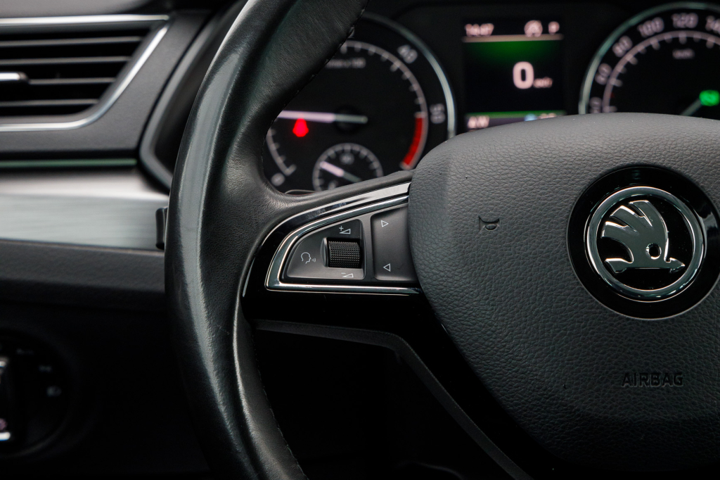 Skoda Superb photo 9