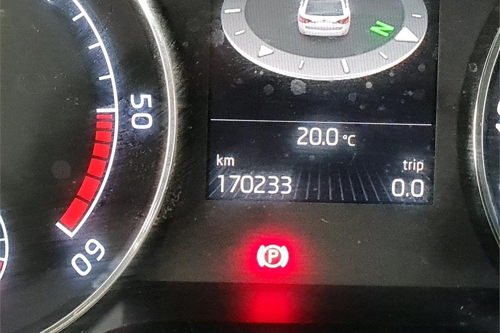 Skoda Superb Combi 2017 photo 3