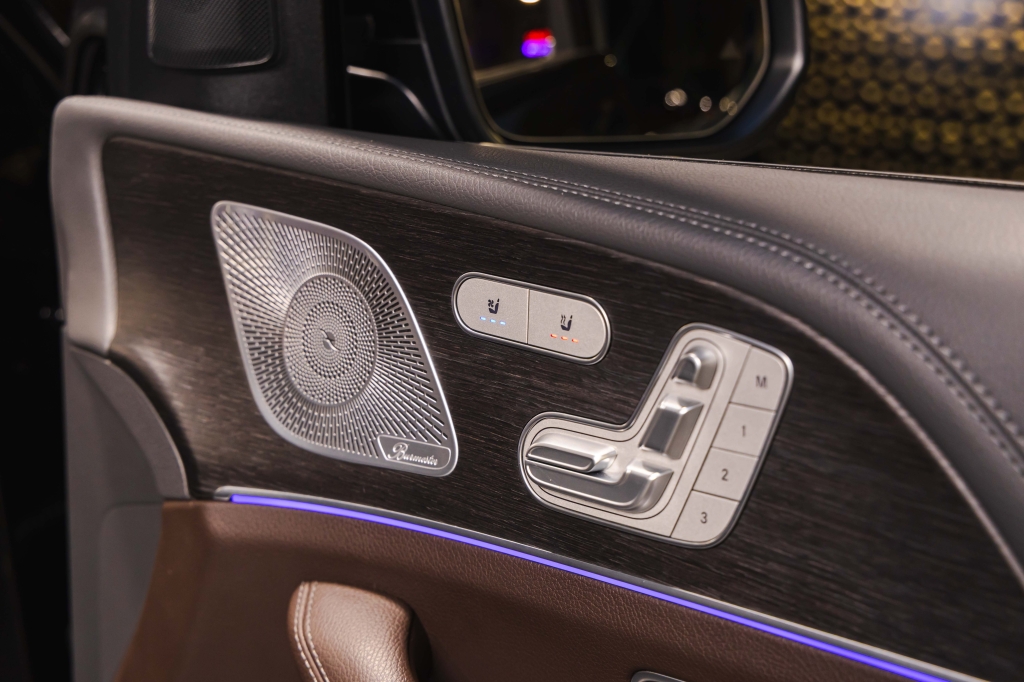 Mercedes-Benz GLS-Class 400d 2020 photo 30