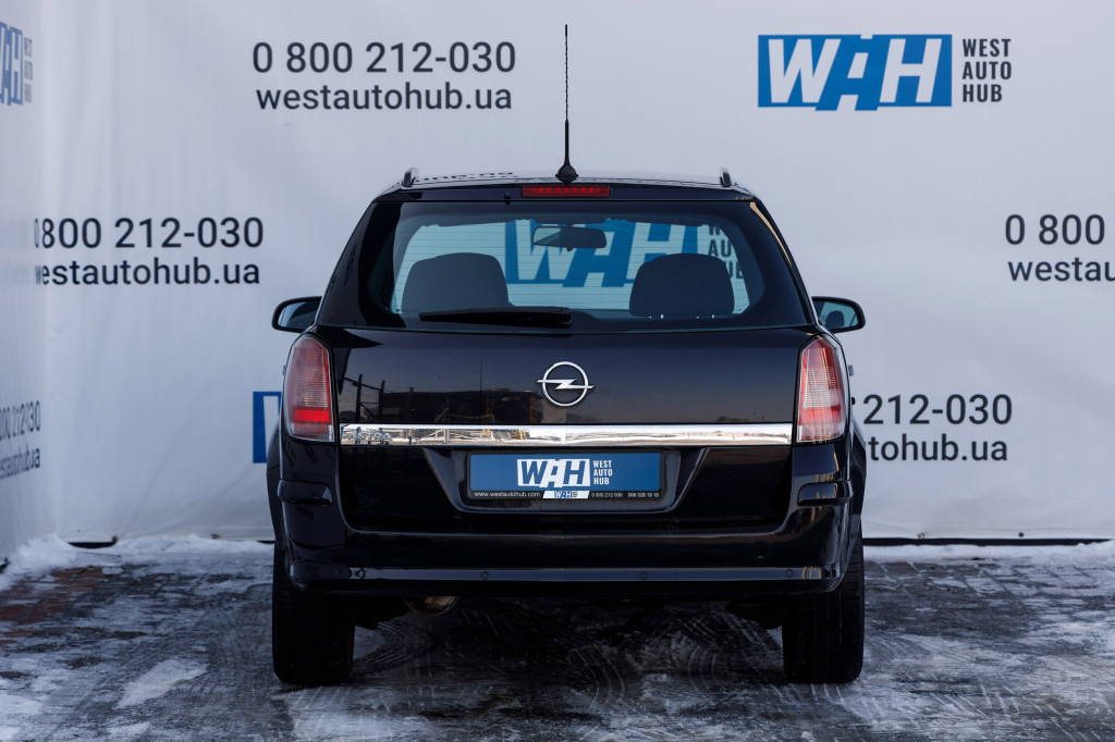 Opel Astra H фото 4