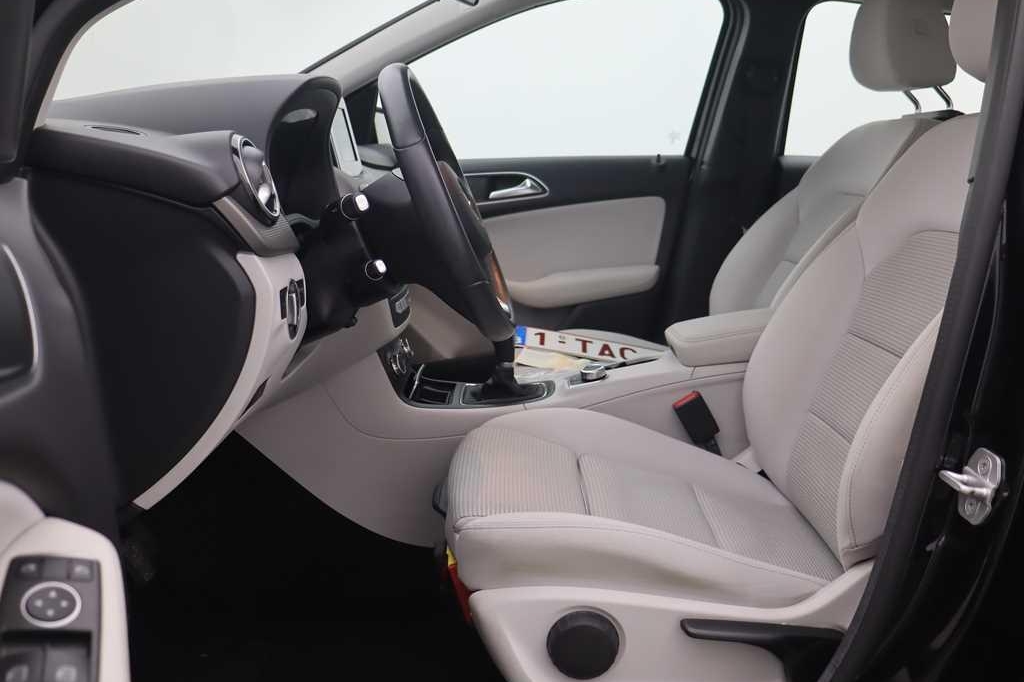 Mercedes-Benz B-Klasse 2017 photo 6