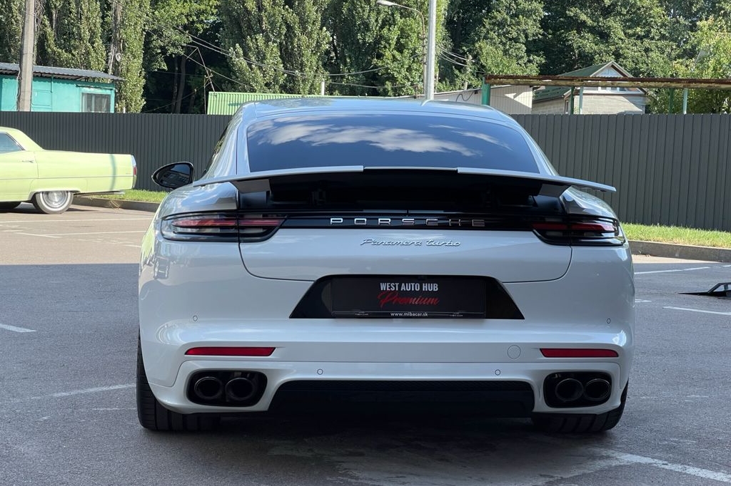Porsche Panamera TURBO 2016 фото 21