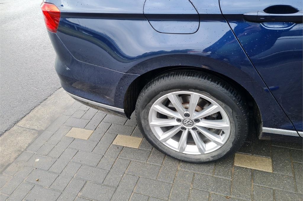 Volkswagen Passat Variant 2017 photo 39