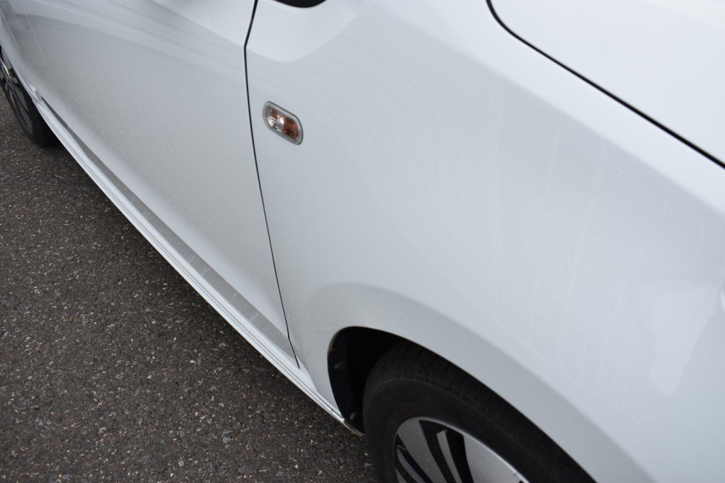 Volkswagen eUp! 2014 photo 19